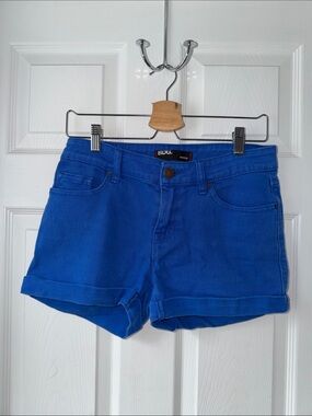 BDG blue shortie shorts size 28